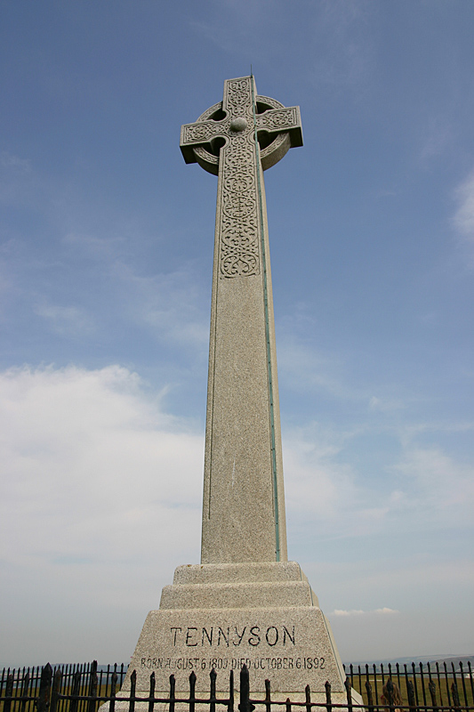 Tennyson monument